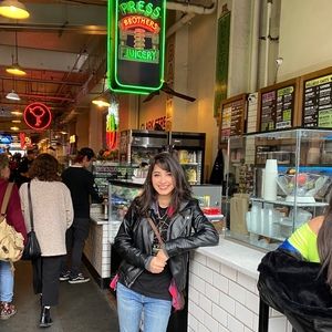 Meet your Posher, Victoria